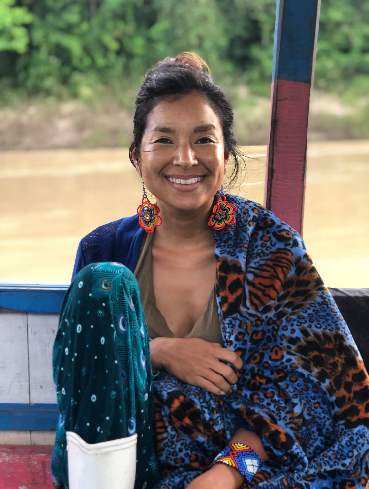 On the way to the life-changing Eskawata Kayawei festival.